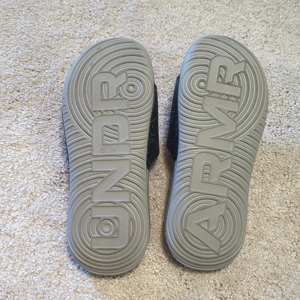 Under Armour boys slides